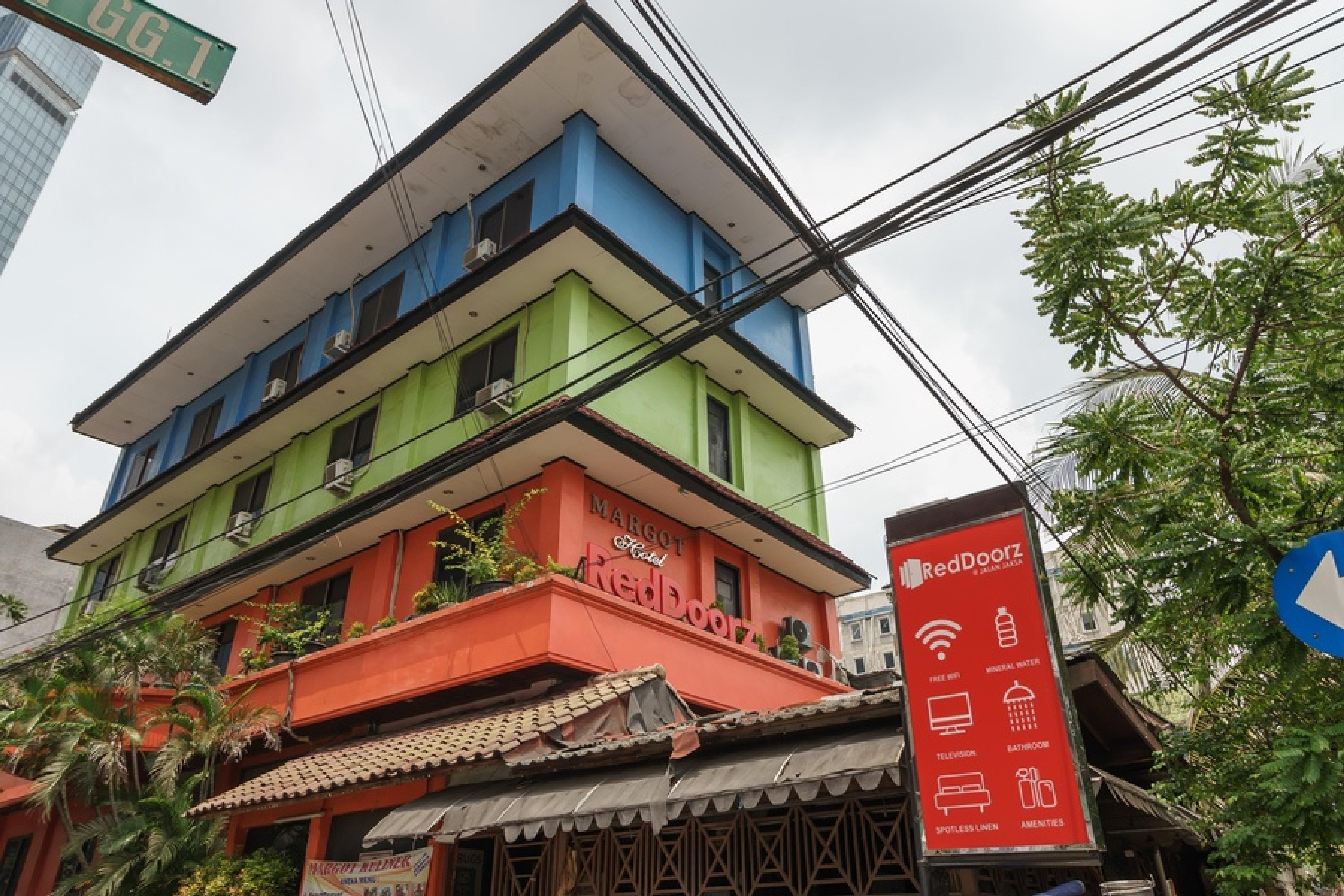 Reddoorz @ Jalan Jaksa Yakarta Exterior foto